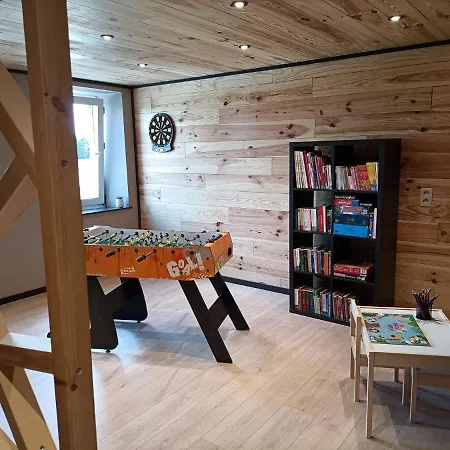 28 Court Semesterbostad Bastogne