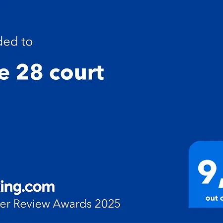 28 Court Bastogne